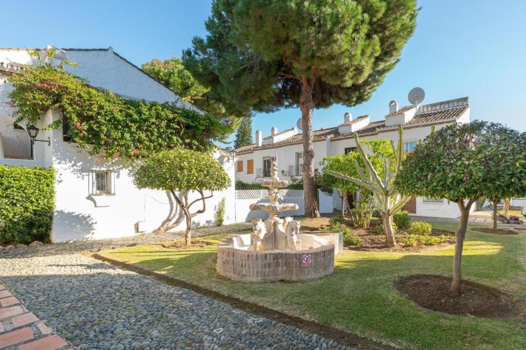 Benamara Gardens Apartment Estepona Eksteriør bilde